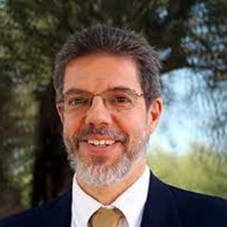 Dr. Vitor Rodrigues<br>Portugal